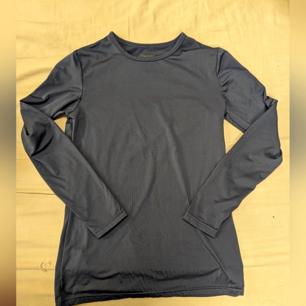 Long-sleeve polyester tee